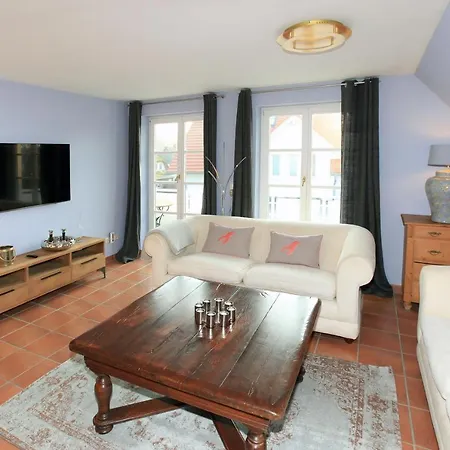 Apartment Im Blauen Haus Ahrenshoop